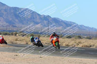 media/Jan-12-2025-CVMA (Sun) [[be1d2b16e3]]/Race 2-Supersport Middleweight/